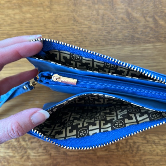 Tory Burch Blue Nylon Wristlet - Picture 8 of 12